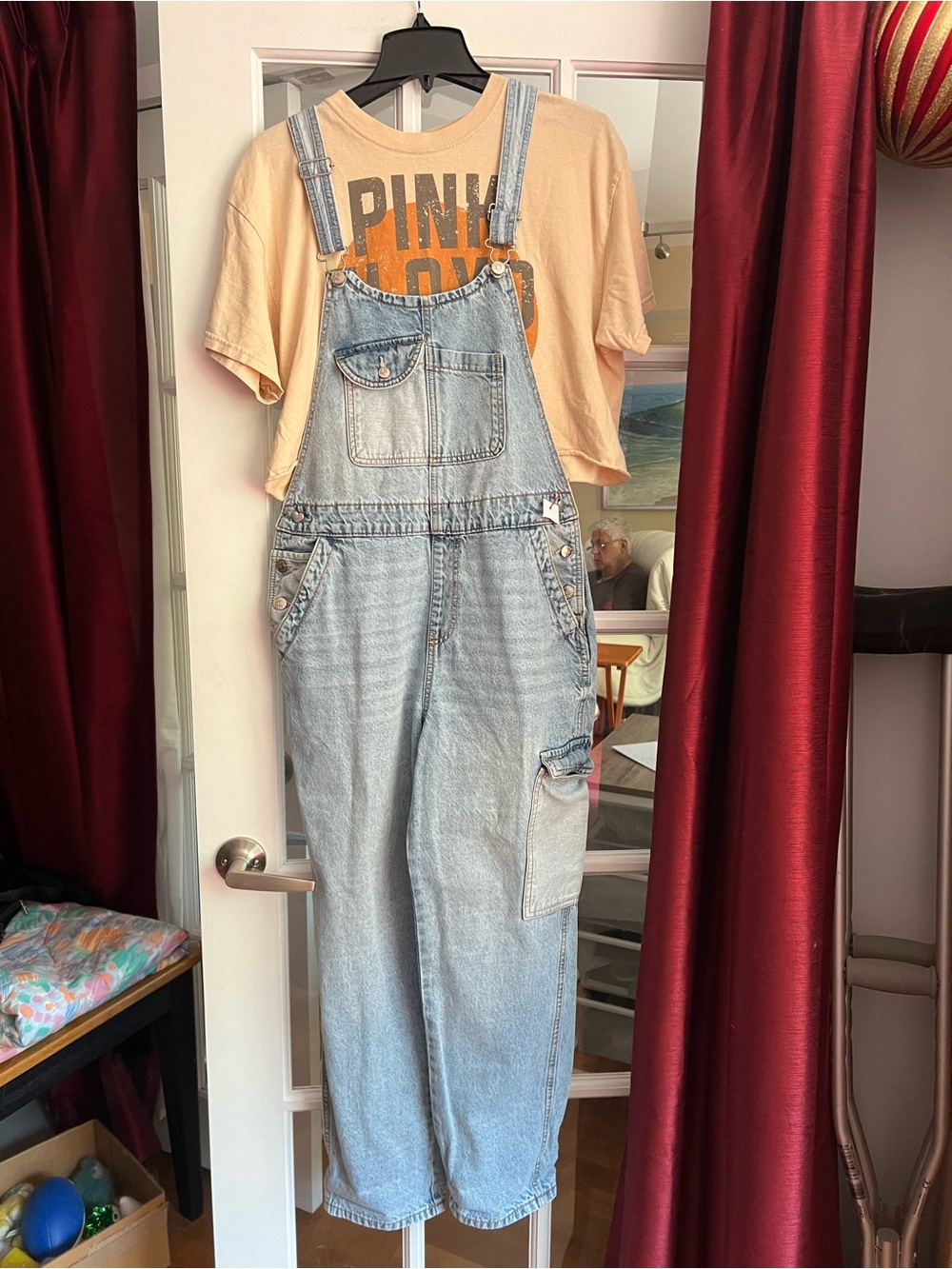Pink Floyd Beige Logo Crewneck Sweatshirt and Jean overalls set